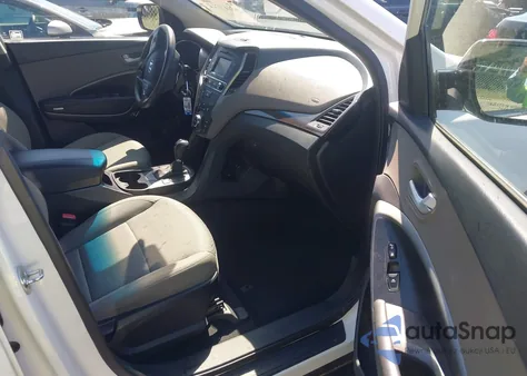 2017 Hyundai Santa Fe Sport 2.4L из США, поврежденный, VIN 5NMZT3LBXHH037887